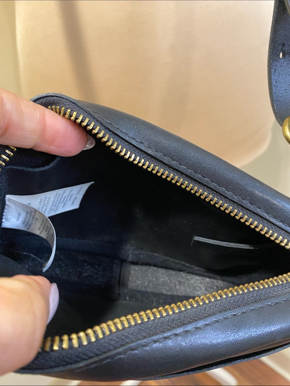 MADEWELL Carabiner  Classic Black Leather Crossbody Bag - Adjustable Strap - Picture 8 of 13